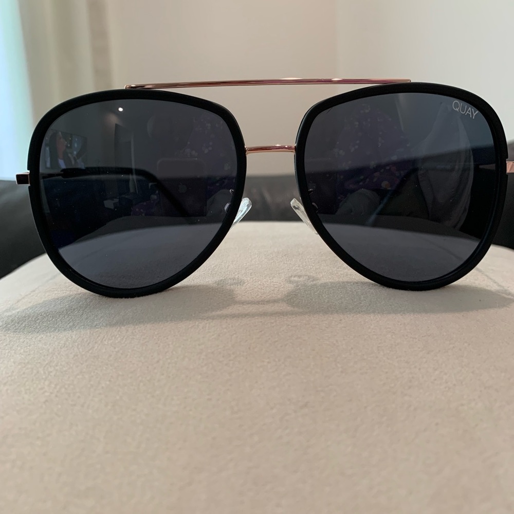 Quay Needing Fame aviator sunglasses